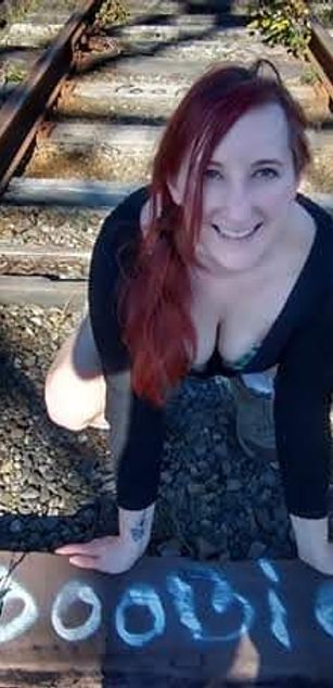 Model - WickedAphrodite deepthroat