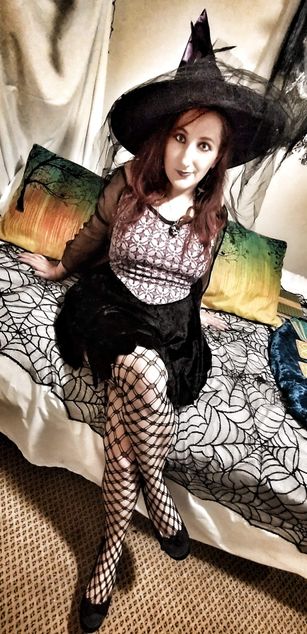 Model - WickedAphrodite deepthroat