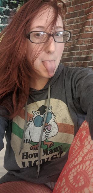 Model - WickedAphrodite deepthroat