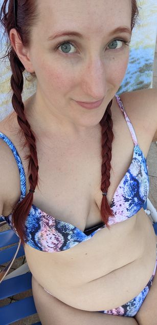 Model - WickedAphrodite deepthroat