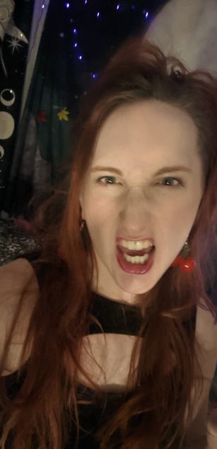 Model - WickedAphrodite deepthroat