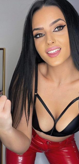 Model - Mistress Evil legs