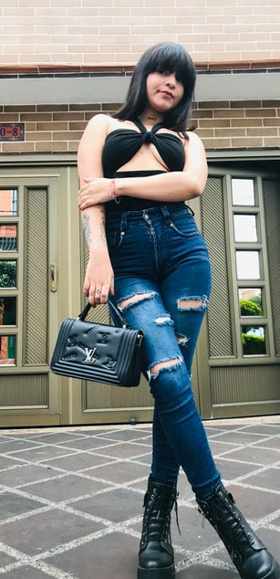 Model - Emily_Hot_ femdom