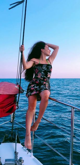 Model - Michelle Shiny sexy