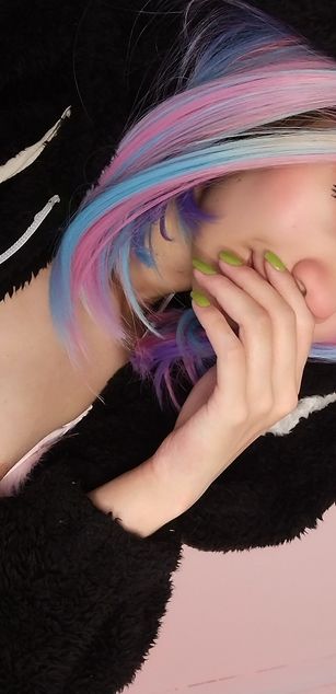 Model - Ms.Pickles deepthroat