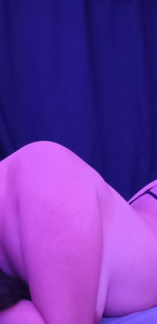 Model - DayannaSweet toys