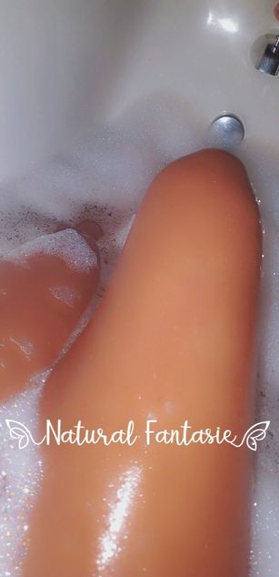 Model - Thee Natural Fantasie femdom