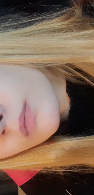 Model - Wislava bigtits