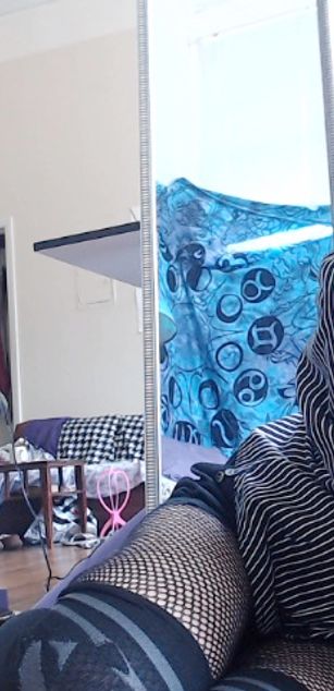 Model - Lilith Sylvia hairy