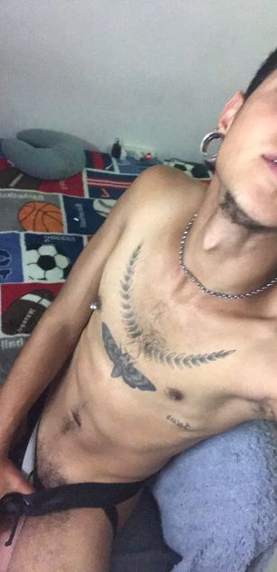 Model - Dany Phanton ass