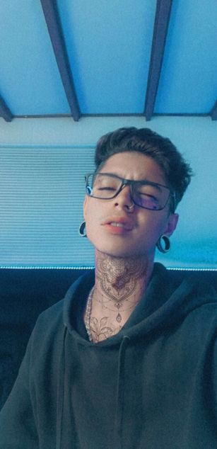 Model - Dany Phanton ass