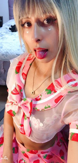 Model - CutieLissa squirt