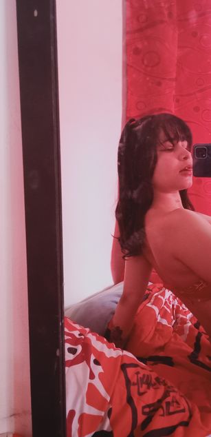 Model - Emily_Hot_ femdom