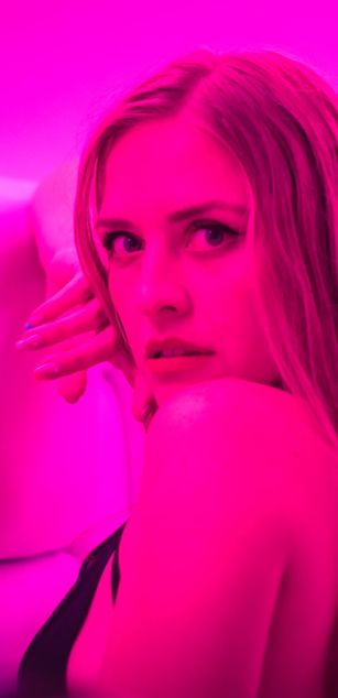 Model - Emily Sumer deepthroat