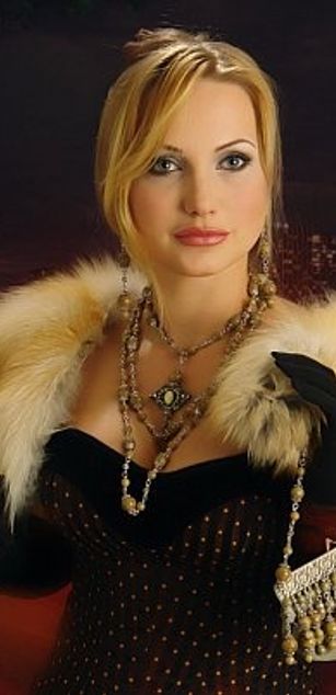 Model - LillyDiaz deepthroat