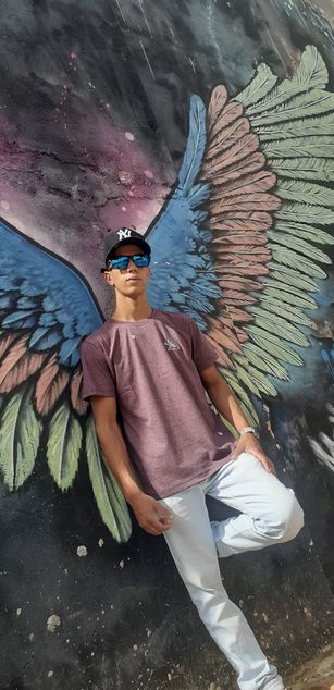 Model - bad Wolf alto