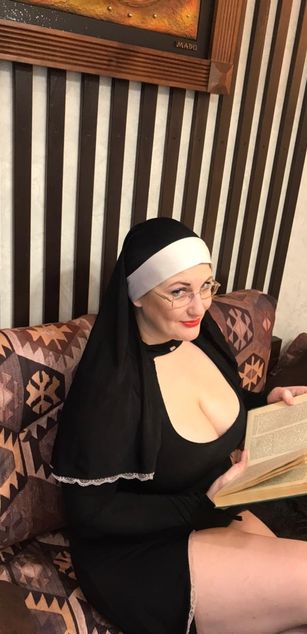 Model - HairyMilf toys