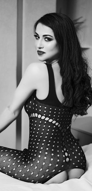 Model - OliviaSway toys