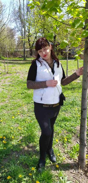 Model - SaraGold fun