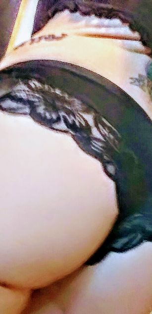 Model - Harley Von Munroe 2