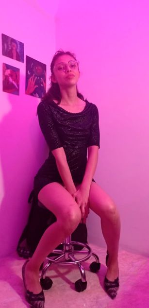 Model - Una Lipa latina