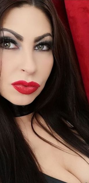 Model - Rachel Mall heels