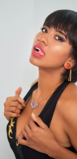 Model - SUGAR-KIM69 love