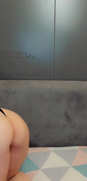 Model - Nikole blowjob