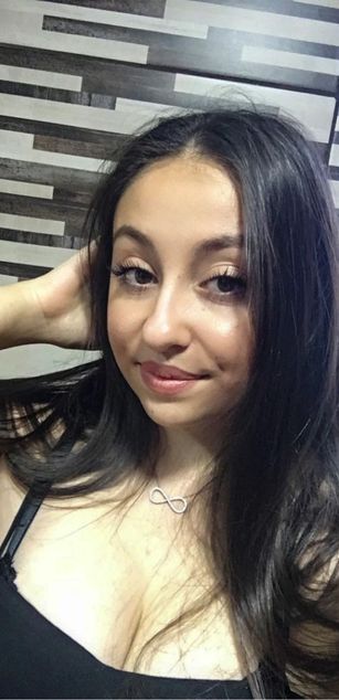 Model - IsaBellaPalmers striptease