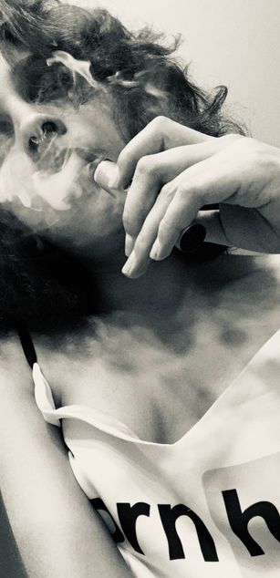 Model - Nessa Grid heels