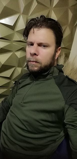 Model - MASTER BRUCE joi