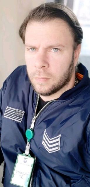 Model - MASTER BRUCE joi