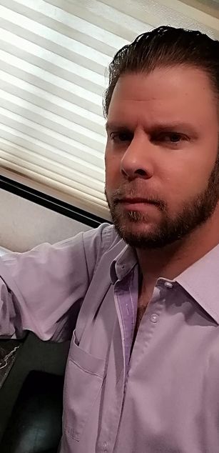 Model - MASTER BRUCE joi