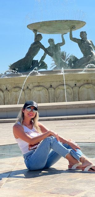 Model - Scarlett Warnert latina