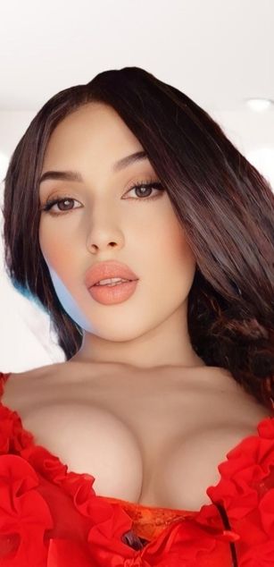 Model - Nya_belle blowjob