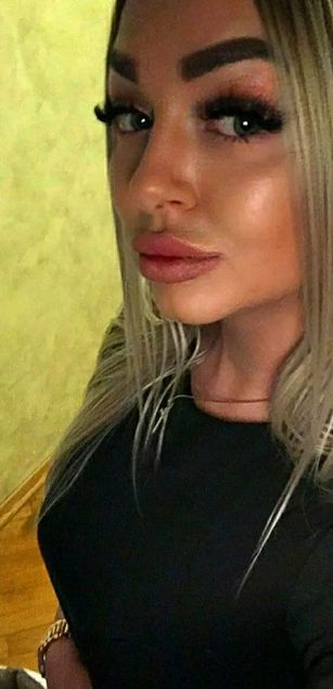 Model - Sweet girl nice