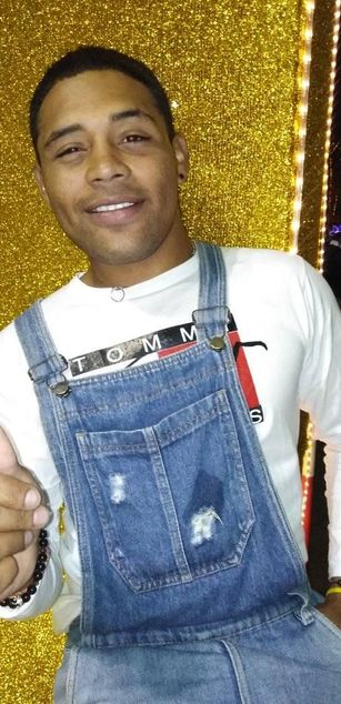 Model - An Dres fetichista