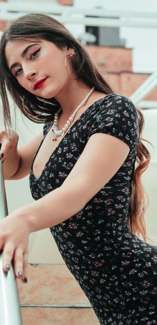 Model - Miamonroe ass