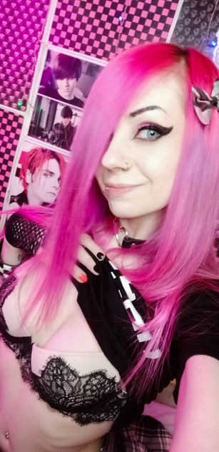 Model - AmyRose69 blowjob