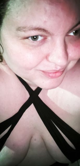 Model - Mia Loves fetish