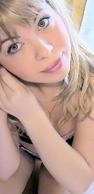 Model - CurvyWhitneyLynn bigtits