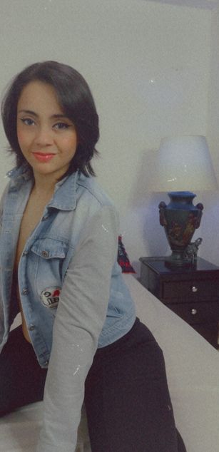 Model - Lilith Angel sexy