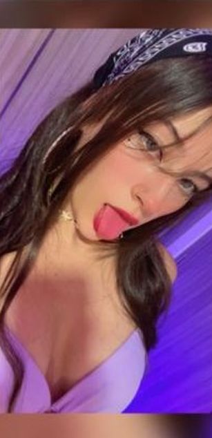 Model - Miamonroe ass