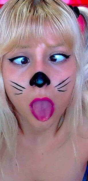 Model - Dasly Sunshine deepthroat