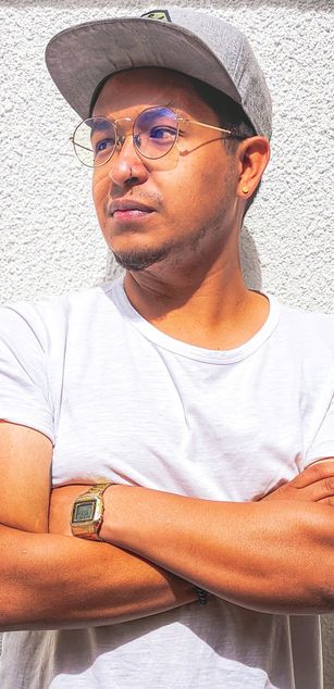 Model - Frank Efron hairy