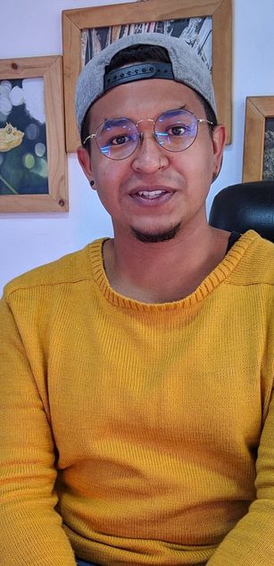 Model - Frank Efron hairy