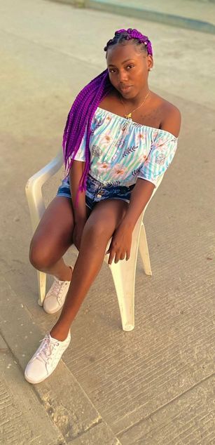 Model - johana squirt