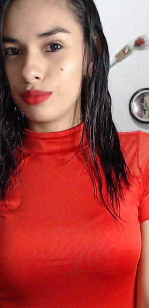 Model - ROSERUBY bdsm