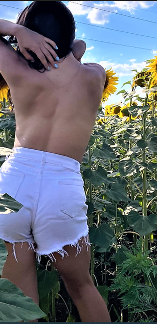 Model - Vlada blowjob