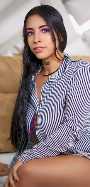 EmilyWalsh ️ Live Cams | Skype, Teams, Discord & Telegram